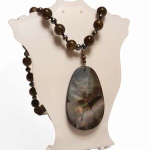 Vintage Labradorite Beads Necklace with Pearl Abalone Pendant, 13" Long